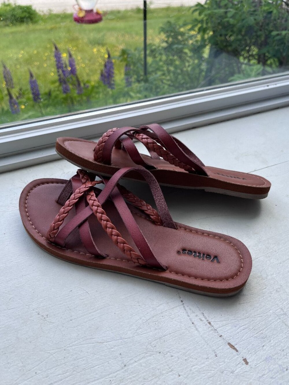 Leather Flip Flop Sandals Size 6.5